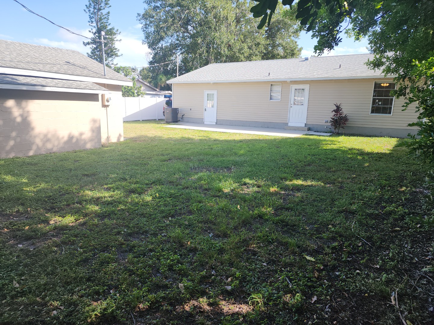 50-exterior back (5)